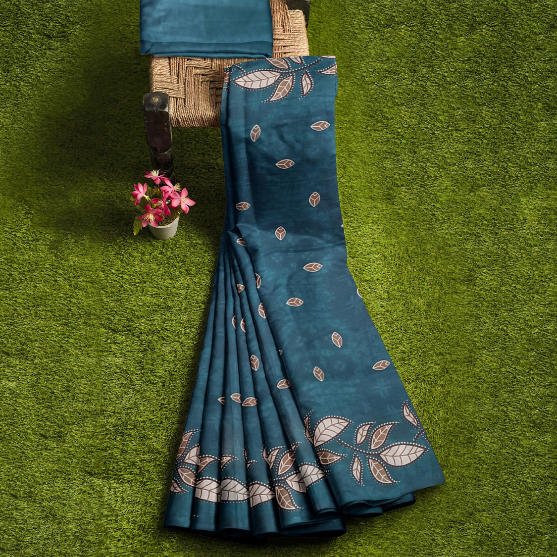 Block print Handloom Khadi Cotton Saree With Plain Blouse (Blue)