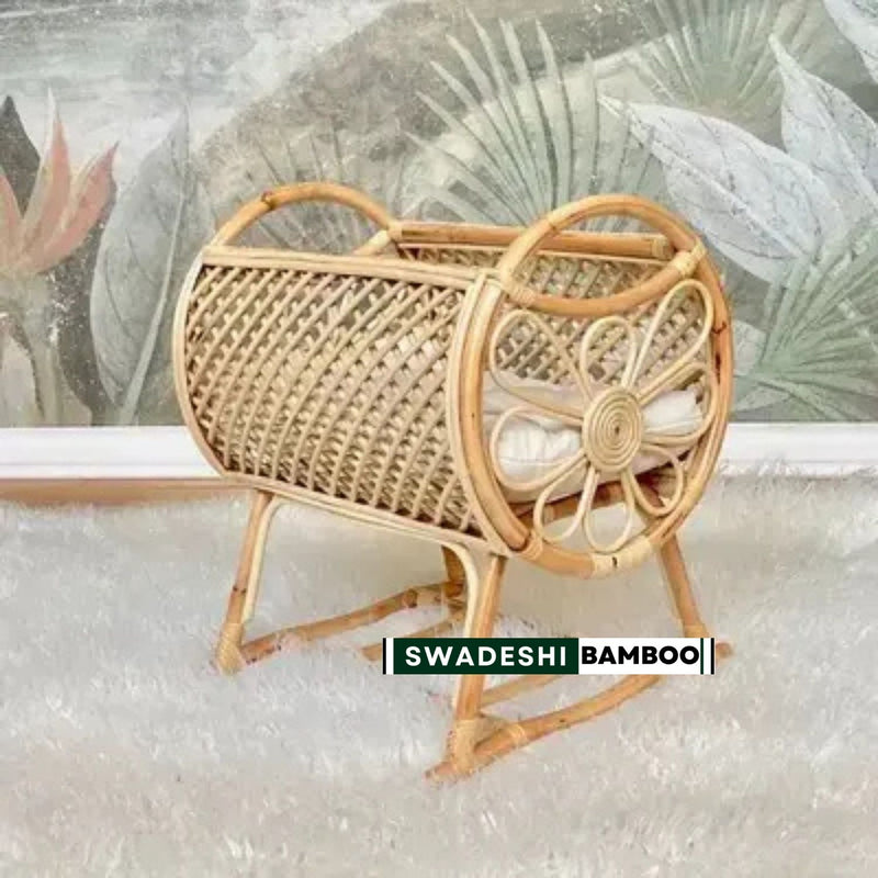 ROUND BABY BED