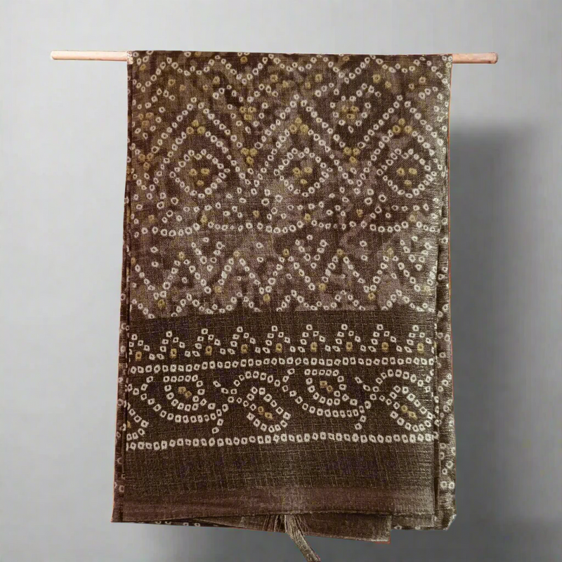hanging dupatta brown