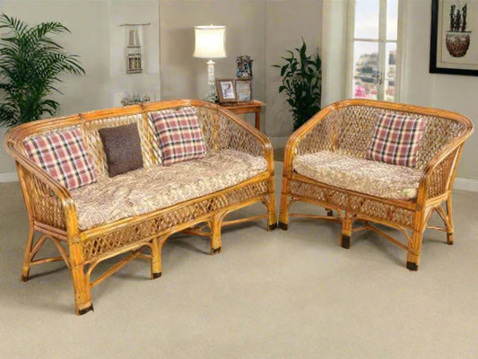 5 Seater Sofa Set Includes Cushions and a Table - swadeshibamboo